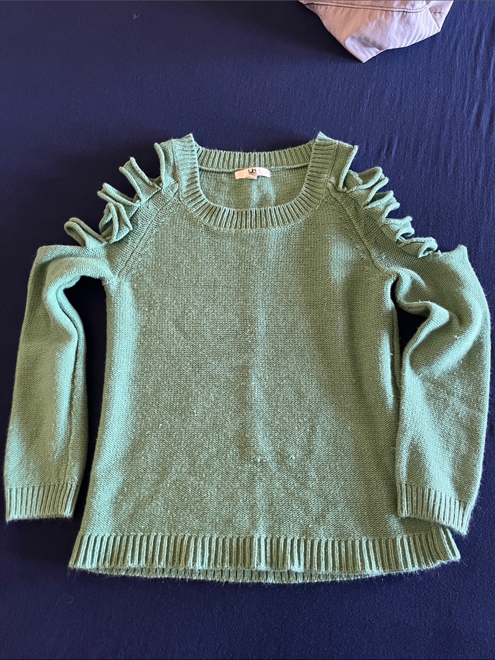 SWEATER BUNDLE! 4 sweaters, small and medium!